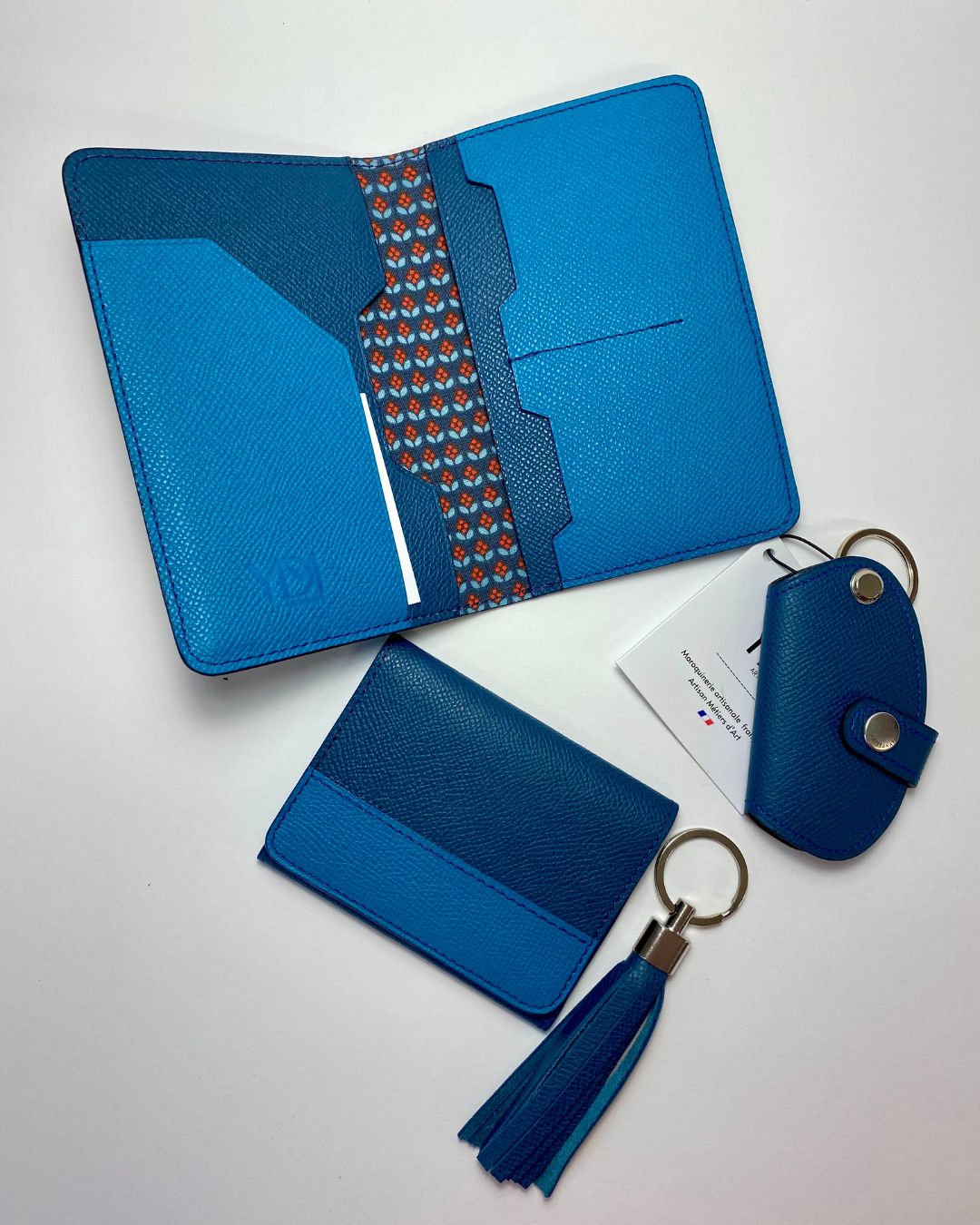 accessoires en cuir : Étui à passeport-porte cartes-porte clés-bijoux de sac