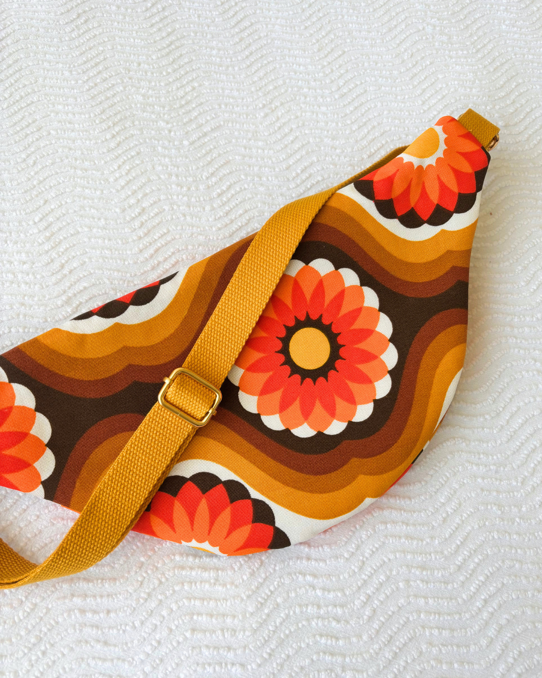 Sac banane vintage fleurs 70s