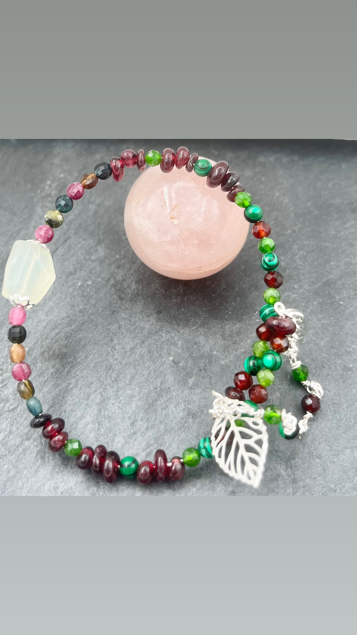 bracelet jade chaine argent925 avec jade, tourmaline, grenat et diopside