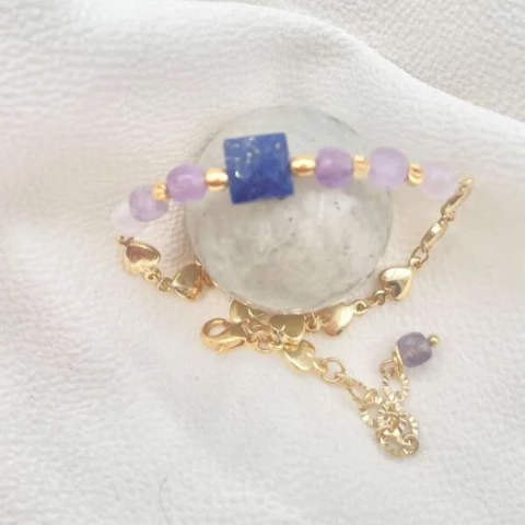 Bracelet lapis lazuli, améthyste lavande et chaîne plaqué or