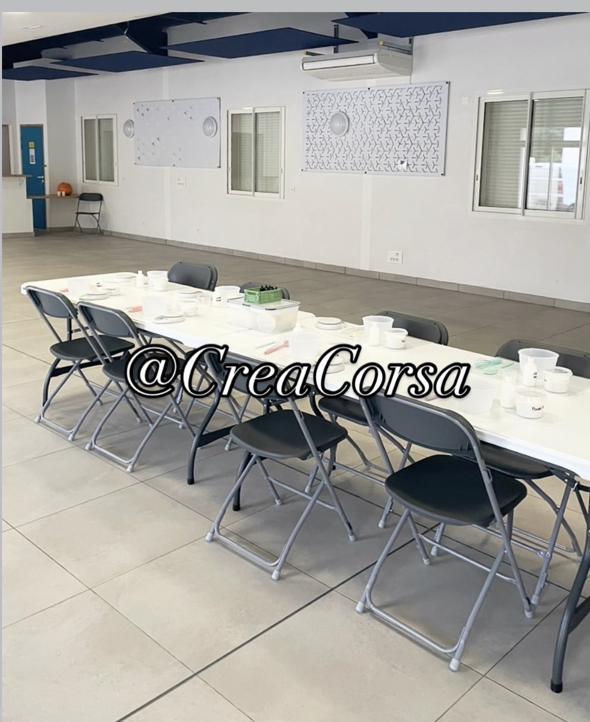 Atelier création en Jesmonite® pour des enfants organisé par CREA CORSA®