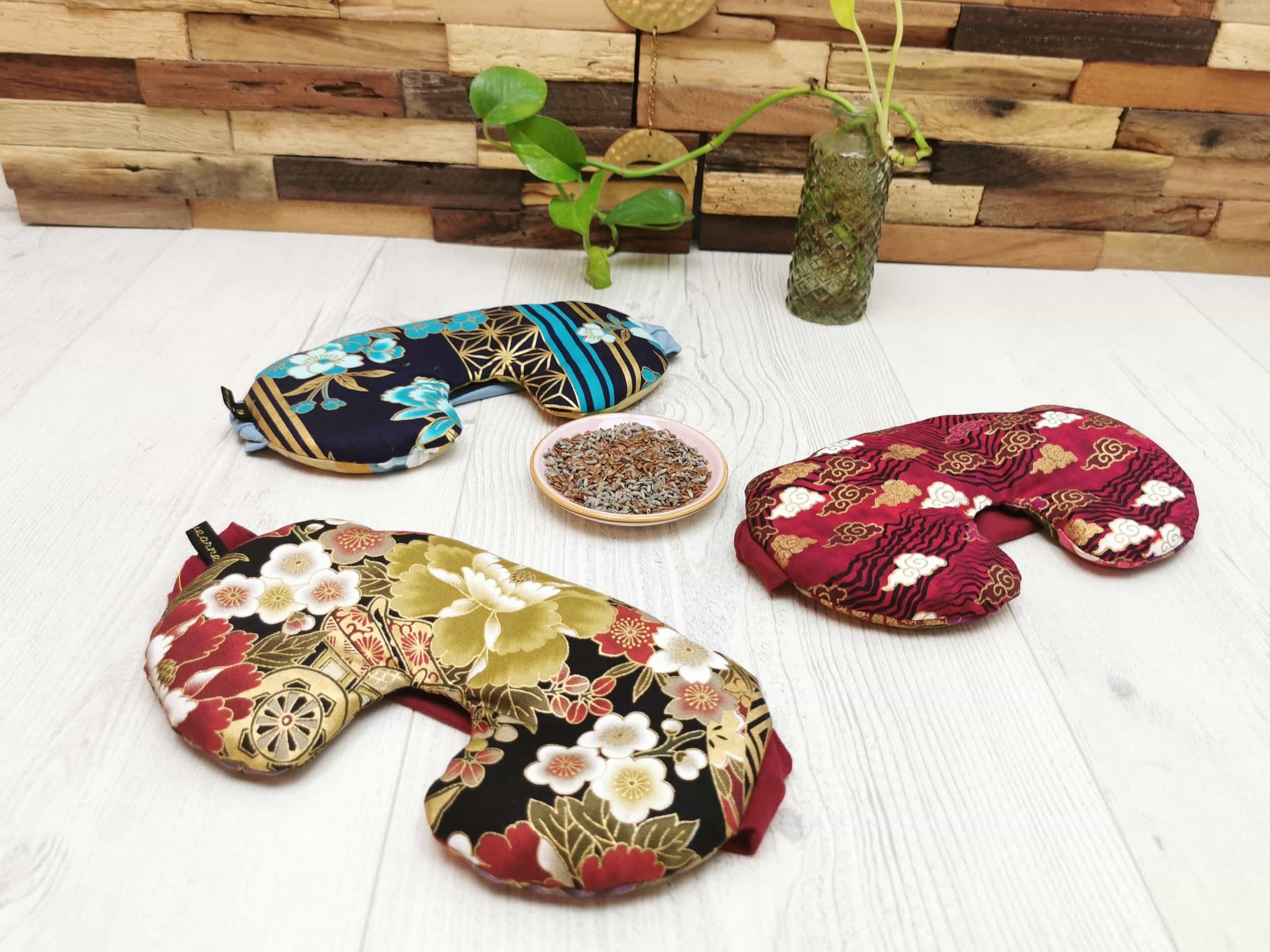 Des coussins pour les yeux garnis de graines de lin