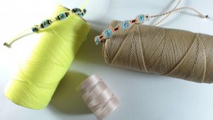 DIY Bracelet wrap en perles et fermeture nœud coulissant